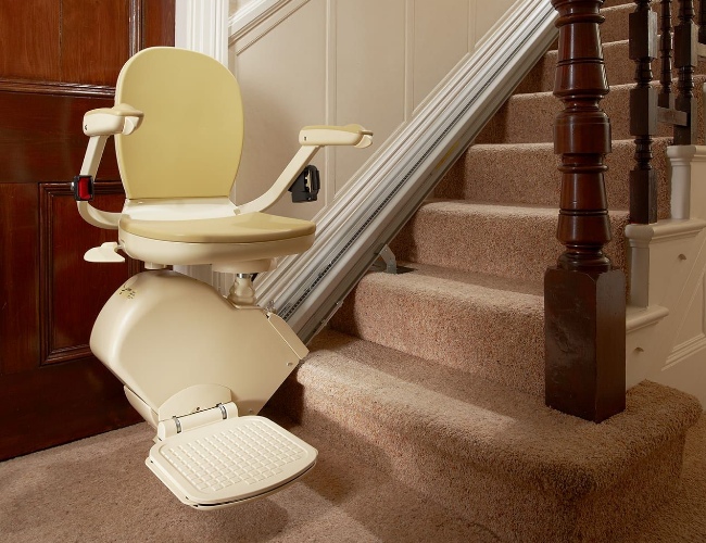 Straight stairlift
